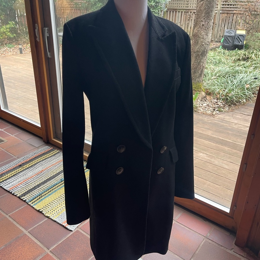Elegant Black Double-Breasted Women's Coat